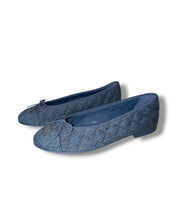 Load image into Gallery viewer, CHANEL Denim Ballet Flats – Pre-Fall 2026 Collection
