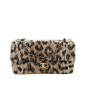 Chanel Tweed Leopard Maxi Flap Bag - Metiers D'art 2026 - Look 44