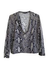Load image into Gallery viewer, GUCCI by TOM FORD S/S 2000 Python Print Top
