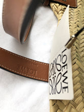 Load image into Gallery viewer, Loewe raffia basket bag
